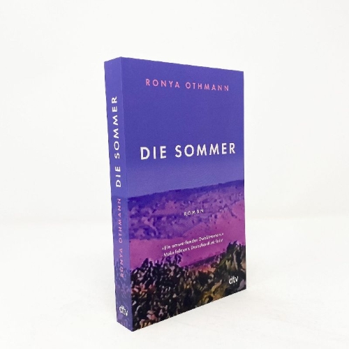 Buchcover und Innenansicht für das Buch: Die Sommer