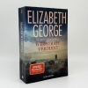Buchcover und Innenansicht für das Buch: The Punishment she Deserves