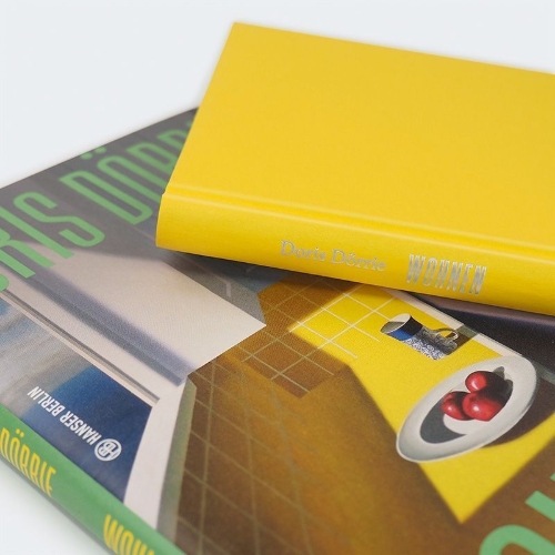 Buchcover und Innenansicht für das Buch: Wohnen