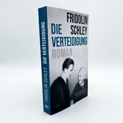 Buchcover und Innenansicht für das Buch: Die Verteidigung