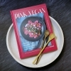 Buchcover und Innenansicht für das Buch: Pink vegan