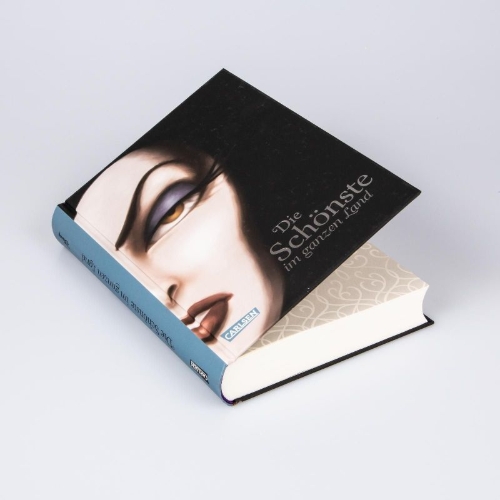 Buchcover und Innenansicht für das Buch: Disney - Villains 1: Die Schönste im ganzen Land