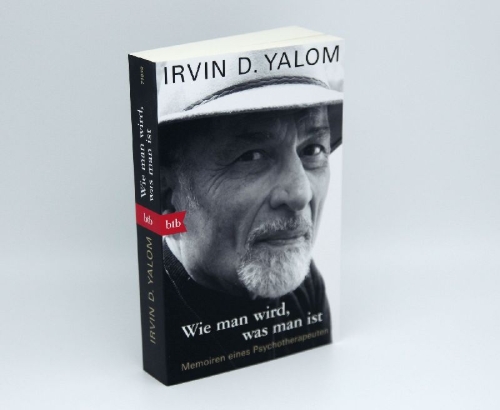 Buchcover und Innenansicht für das Buch: Becoming Myself. A Psychiatrist's Memoir.