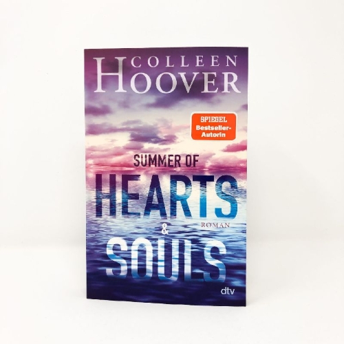 Buchcover und Innenansicht für das Buch: Heart Bones