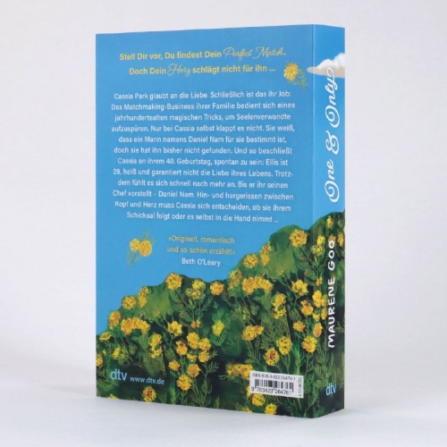 Buchcover und Innenansicht für das Buch: One & Only