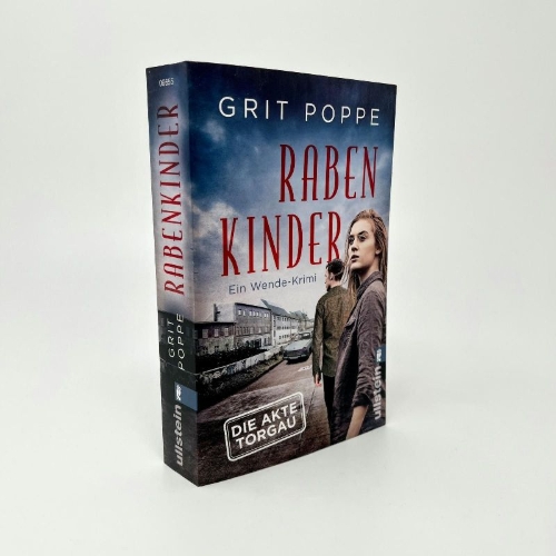 Buchcover und Innenansicht für das Buch: Rabenkinder
