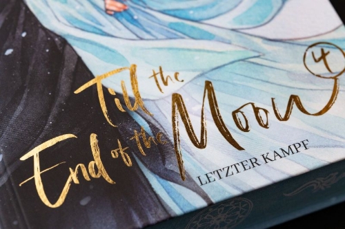 Buchcover und Innenansicht für das Buch: Black Moonlight Holds the BE Script