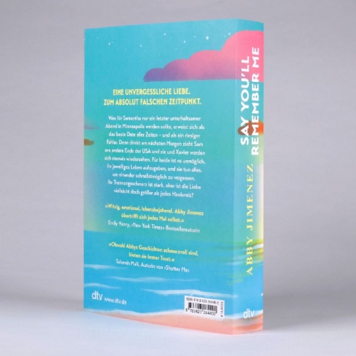 Buchcover und Innenansicht für das Buch: Say You'll Remember Me