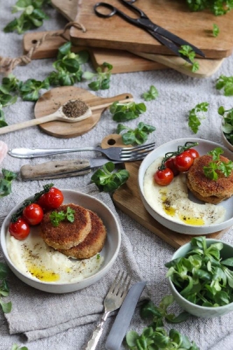 Buchcover und Innenansicht für das Buch: Österreichische Küche. Vegetarisch