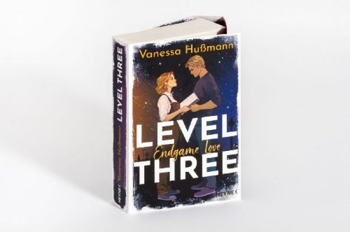 Buchcover und Innenansicht für das Buch: Level Three: Endgame Love