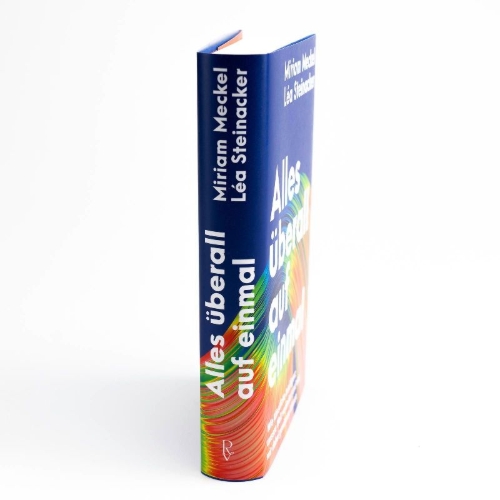 Buchcover und Innenansicht für das Buch: Alles überall auf einmal
