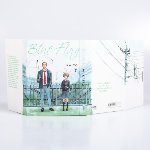 Buchcover und Innenansicht für das Buch: Ao no Flag