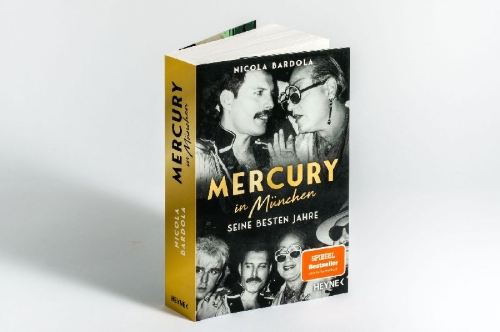 Buchcover und Innenansicht für das Buch: Mercury in München