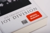 Buchcover und Innenansicht für das Buch: The Searing Light, the Sun and Everything Else: Joy Division