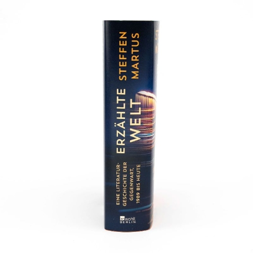 Buchcover und Innenansicht für das Buch: Erzählte Welt