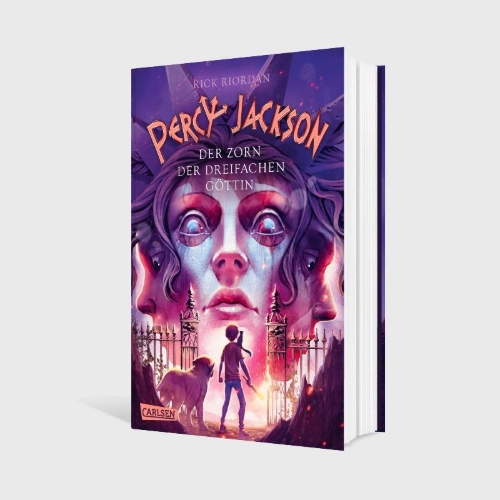 Buchcover und Innenansicht für das Buch: Wrath of the Triple Goddess (Percy Jackson and the Olympians)