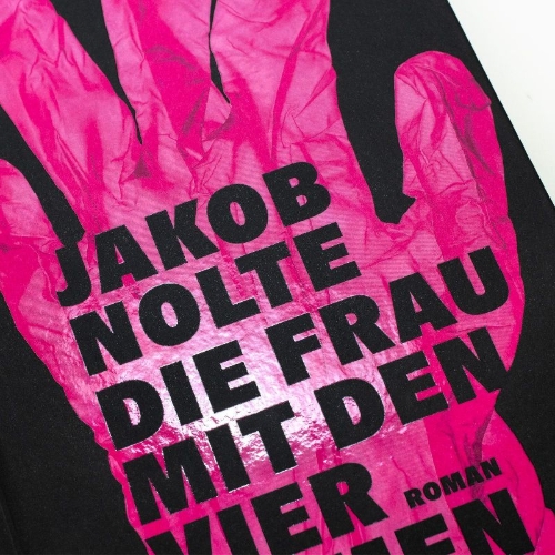 Buchcover und Innenansicht für das Buch: Die Frau mit den vier Armen