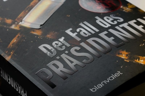 Buchcover und Innenansicht für das Buch: Der Fall des Präsidenten