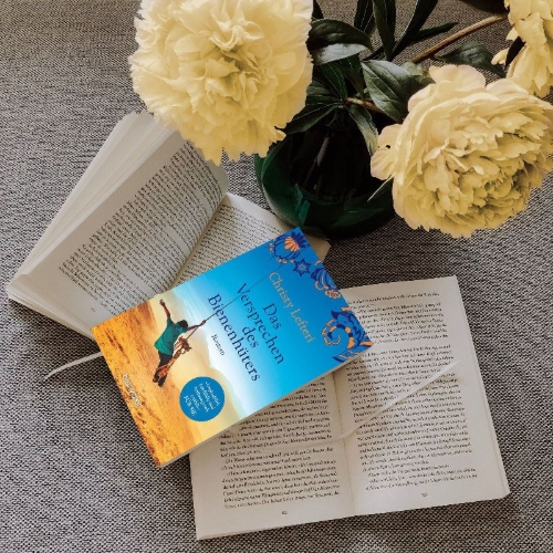 Buchcover und Innenansicht für das Buch: The Beekeeper of Aleppo