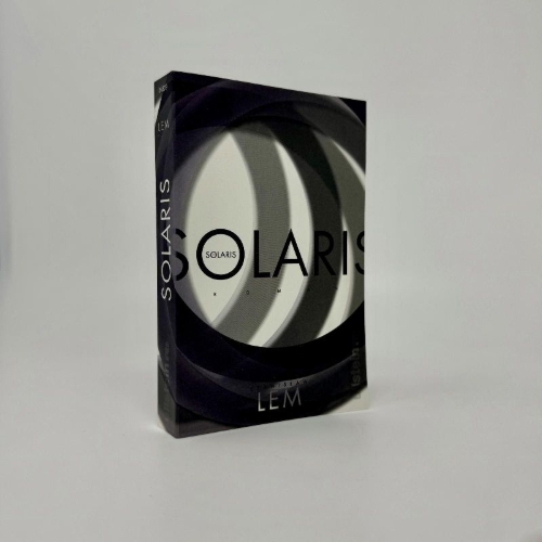 Buchcover und Innenansicht für das Buch: Solaris