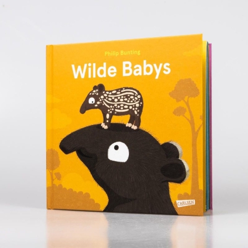 Buchcover und Innenansicht für das Buch: Wild about babies