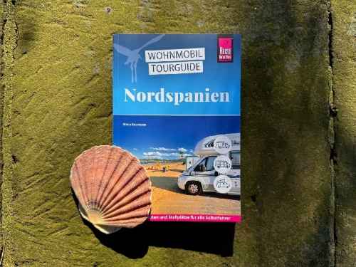 Buchcover und Innenansicht für das Buch: Reise Know-How Wohnmobil-Tourguide Nordspanien