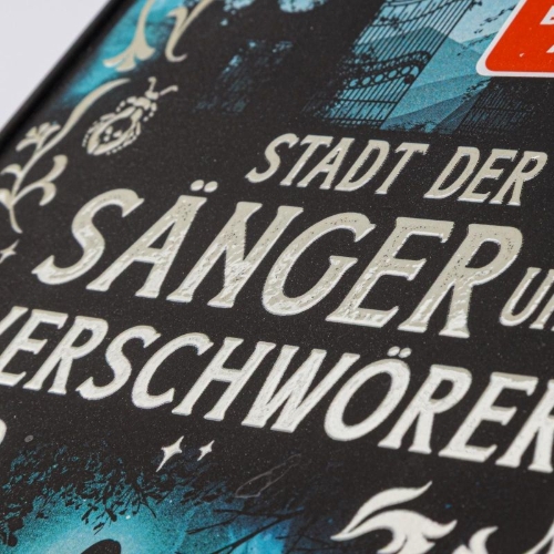Buchcover und Innenansicht für das Buch: Stadt der Sänger und Verschwörer (Stadt der Magier 2)