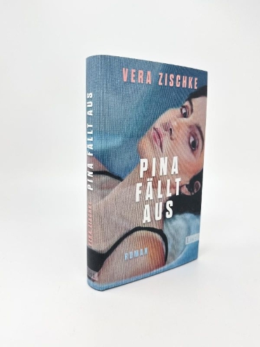 Buchcover und Innenansicht für das Buch: Pina fällt aus