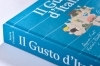 Buchcover und Innenansicht für das Buch: Mangia. How to eat your way through Italy