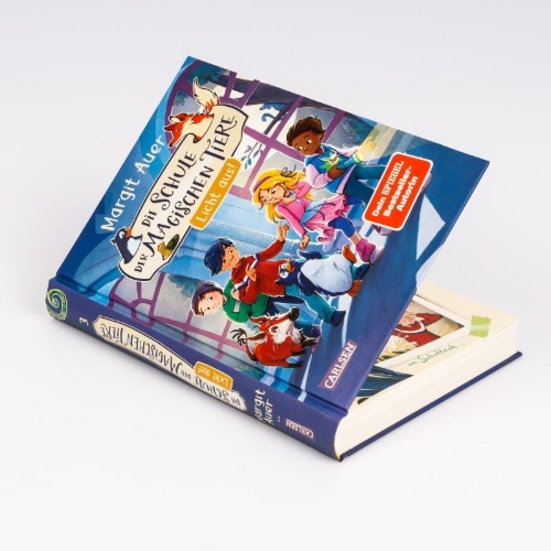 Buchcover und Innenansicht für das Buch: Die Schule der magischen Tiere Neuausgabe 3: Licht aus!