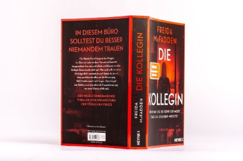 Buchcover und Innenansicht für das Buch: The Coworker
