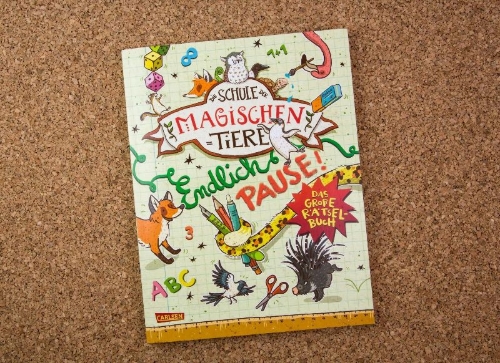 Buchcover und Innenansicht für das Buch: Die Schule der magischen Tiere: Endlich Pause! Das große Rätselbuch