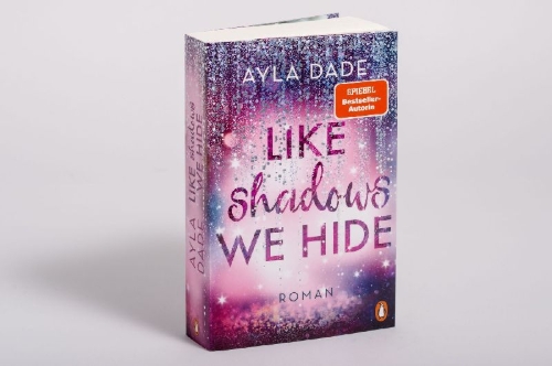 Buchcover und Innenansicht für das Buch: Like Shadows We Hide