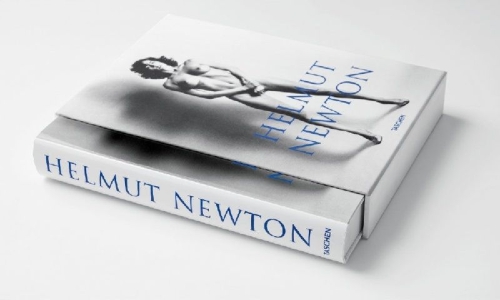 Buchcover und Innenansicht für das Buch: Helmut Newton
