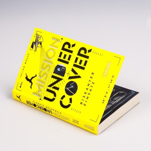 Buchcover und Innenansicht für das Buch: Mission Undercover 1: Riskanter Einsatz