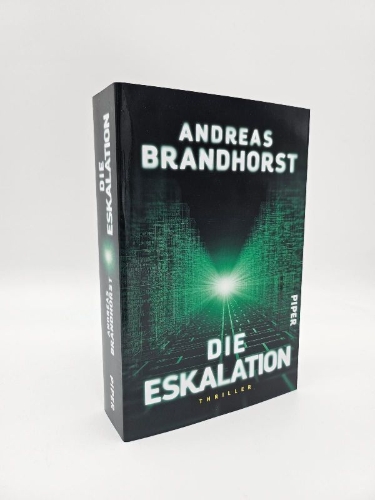 Buchcover und Innenansicht für das Buch: Die Eskalation