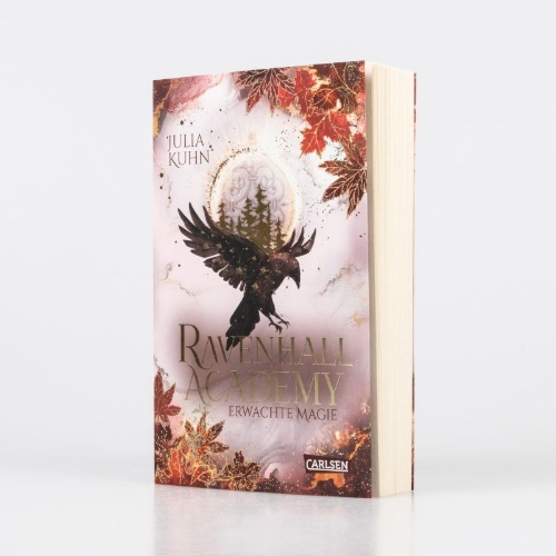 Buchcover und Innenansicht für das Buch: Ravenhall Academy 2: Erwachte Magie