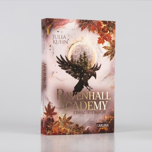 Buchcover und Innenansicht für das Buch: Ravenhall Academy 2: Erwachte Magie
