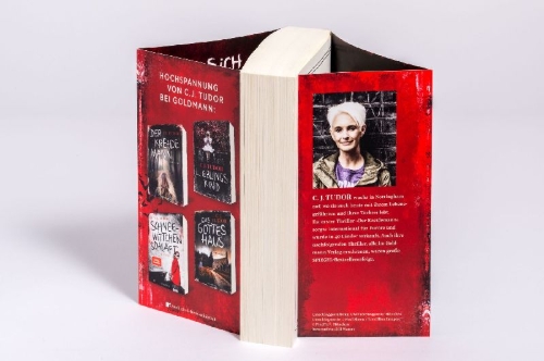 Buchcover und Innenansicht für das Buch: The Gathering