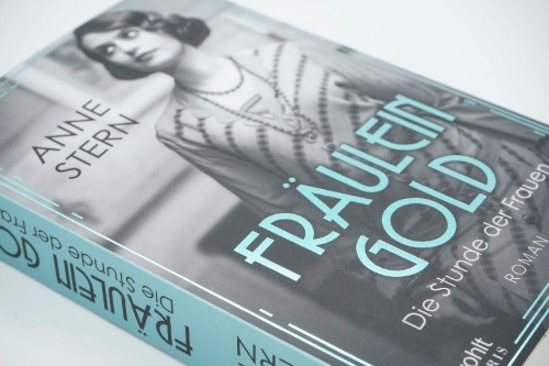 Buchcover und Innenansicht für das Buch: Fräulein Gold: Die Stunde der Frauen
