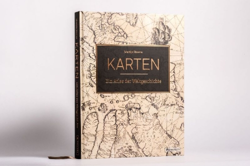 Buchcover und Innenansicht für das Buch: Kaarten die geschiedenis schreven. 1000 jaaar wereldsgeschiedenis in 100 oude karten.