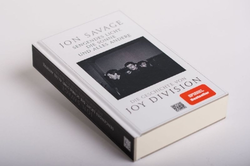 Buchcover und Innenansicht für das Buch: The Searing Light, the Sun and Everything Else: Joy Division