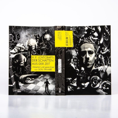 Buchcover und Innenansicht für das Buch: Toki o Koeru Kage Lovecraft Kessakushu