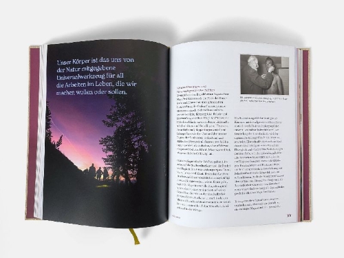 Buchcover und Innenansicht für das Buch: F. X. Mayr