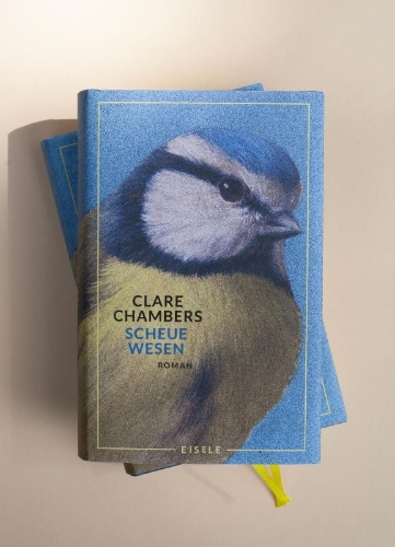Buchcover und Innenansicht für das Buch: Shy Creatures