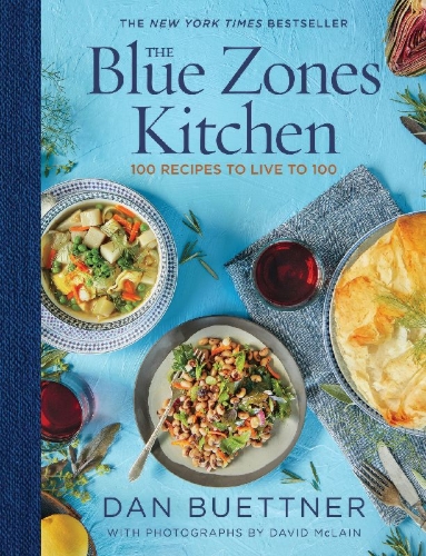 Buchcover und Innenansicht für das Buch: The Blue Zones Kitchen