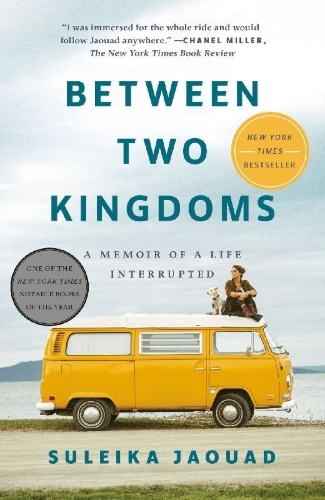 Buchcover und Innenansicht für das Buch: Between Two Kingdoms