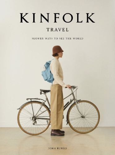 Buchcover und Innenansicht für das Buch: Kinfolk Travel