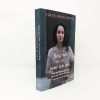 Buchcover und Innenansicht für das Buch: Sag mir nicht, wer ich bin