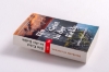 Buchcover und Innenansicht für das Buch: A Ghost in the Throat